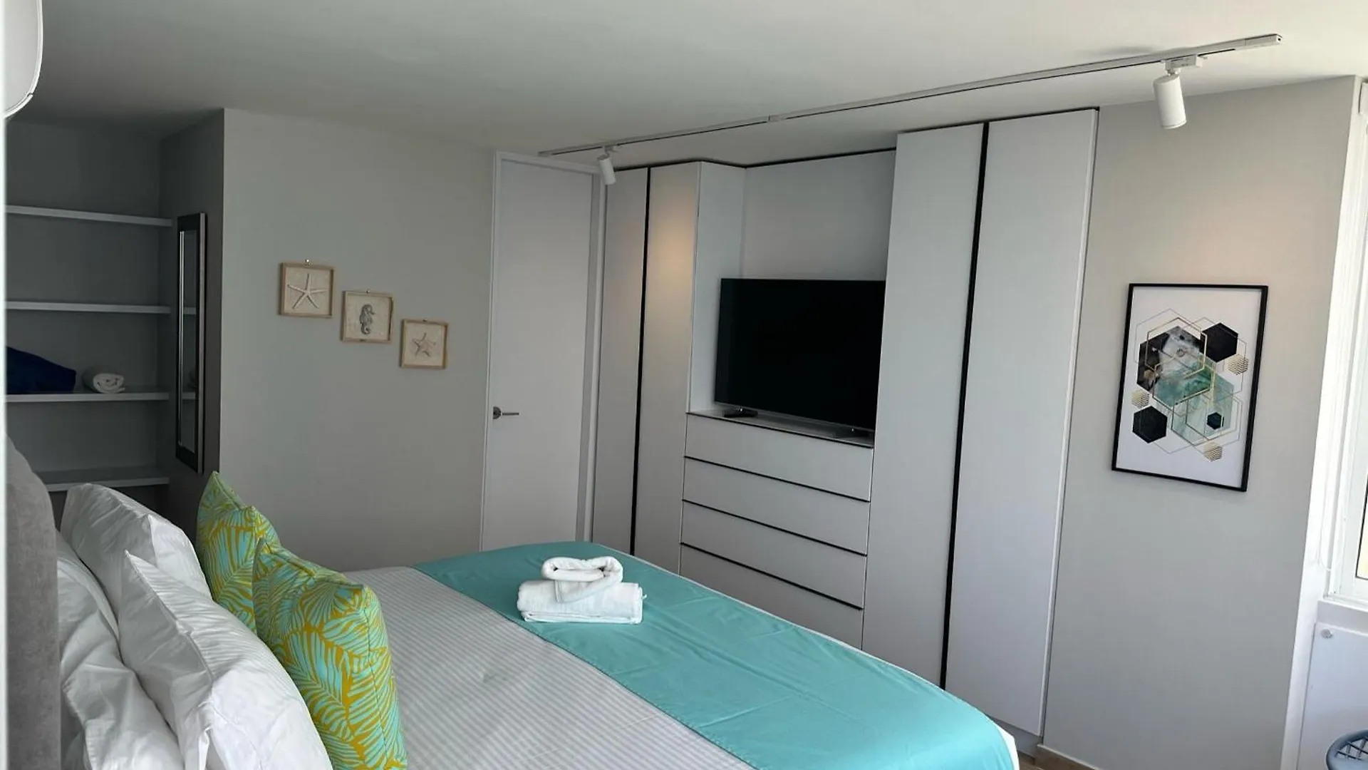 U-Go Edificio Faro En El Laguito, Cartagena Apartman